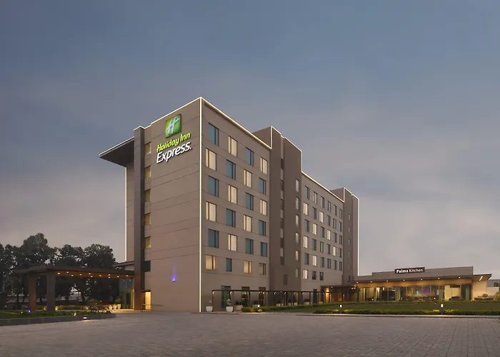 Holiday Inn Express Kolkata Airport By IhgAirport Hotel